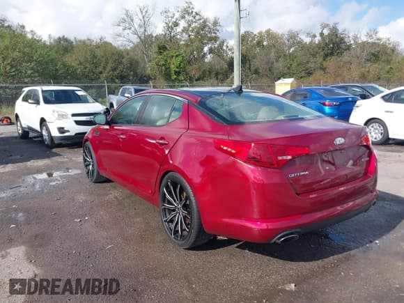 ✅ 2013 Kia Optima EX • VIN: 5XXGN4A73DG256950 • Lot: 43759892. Wystawiony na IAAI z przebiegiem 129 335 mil. Bezpłatny archiwum sprzedaży aukcyjnych z USA i szczegółowy raport historii pojazdu na DreamBid. Zdjęcie 3.