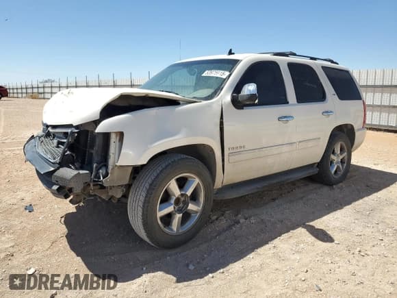 ✅ 2014 Chevrolet Tahoe LTZ • VIN: 1GNSCCE07ER112055 • Лот: 53975915. Опубликован ранее на Copart с пробегом 233 754 миль. Бесплатный доступ к архиву аукционных продаж из США и подробный отчёт об истории автомобиля на DreamBid. Изображение 1.