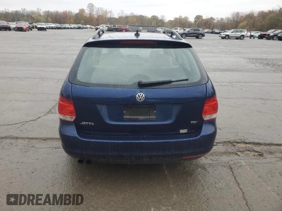 ✅ 2013 Volkswagen Jetta TDI w/Sunroof & Nav • VIN: 3VWPL7AJ6DM604710 • Lot: 90349405. Wystawiony na Copart z przebiegiem 141 018 mil. Bezpłatny archiwum sprzedaży aukcyjnych z USA i szczegółowy raport historii pojazdu na DreamBid. Zdjęcie 6.