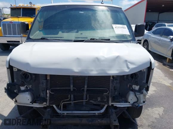 ✅ 2015 Chevrolet Express Cargo • VIN: 1GCWGGCF9F1229343 • Lot: 42333503. Listed on IAAI with 124,106 mi. Free auction sales archive from the USA and detailed vehicle history report at DreamBid. Image 6.