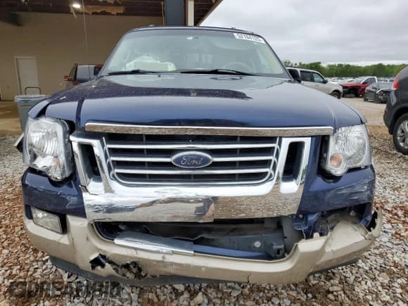 ✅ 2007 Ford Explorer Eddie Bauer • VIN: 1FMEU64807UB43073 • Lot: 52104125. Listed on Copart with 194,648 mi. Free auction sales archive from the USA and detailed vehicle history report at DreamBid. Image 5.