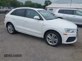 ✅ 2018 Audi Q3 Premium • VIN: WA1ECCFS3JR020127 • Lot: 42748562. Wystawiony na IAAI z przebiegiem 57 769 mil. Bezpłatny archiwum sprzedaży aukcyjnych z USA i szczegółowy raport historii pojazdu na DreamBid. Zdjęcie 1.