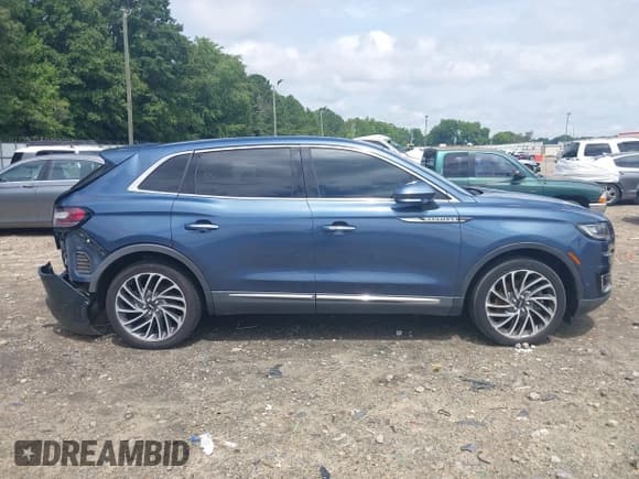 ✅ 2019 Lincoln Nautilus Reserve • VIN: 2LMPJ8L93KBL53791 • Lot: 39925917. Listed on IAAI with 54,939 mi. Free auction sales archive from the USA and detailed vehicle history report at DreamBid. Image 14.
