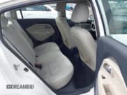 ✅ 2012 Kia Rio LX • VIN: KNADM4A37C6069353 • Lot: 43337394. Wystawiony na IAAI z przebiegiem 138 490 mil. Bezpłatny archiwum sprzedaży aukcyjnych z USA i szczegółowy raport historii pojazdu na DreamBid. Zdjęcie 8.