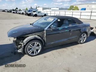 ✅ 2018 Audi A3 Cabriolet Premium • VIN: WAU6ULFF3J1011577 • Лот: 56677405. Опубликован ранее на Copart с пробегом 47 522 миль. Бесплатный доступ к архиву аукционных продаж из США и подробный отчёт об истории автомобиля на DreamBid. Изображение 1.