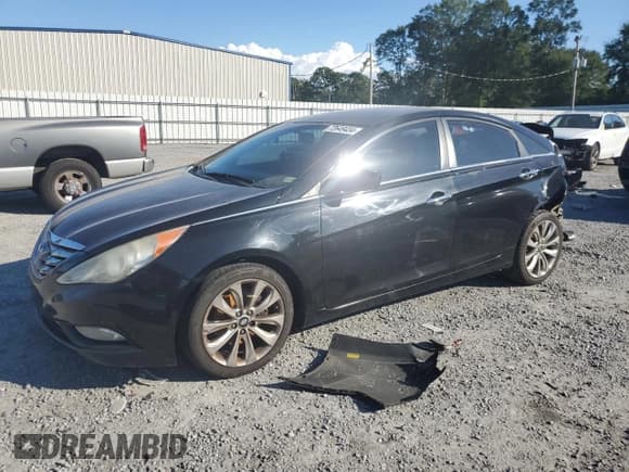 ✅ 2011 Hyundai Sonata SE • VIN: 5NPEC4AC7BH156877 • Lot: 72649434. Listed on Copart with 193,272 mi. Free auction sales archive from the USA and detailed vehicle history report at DreamBid. Image 1.
