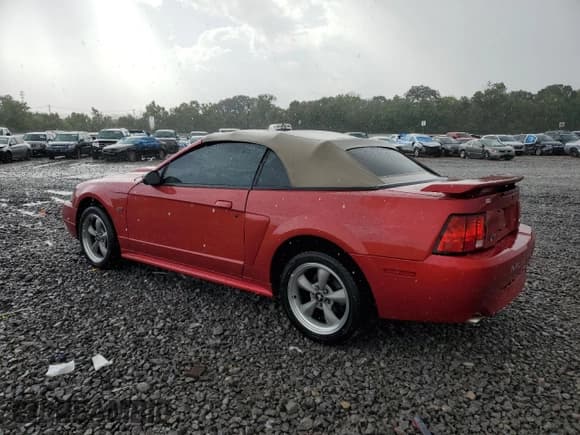 ✅ 2002 Ford Mustang GT Deluxe • VIN: 1FAFP45X22F207532 • Lot: 69139835. Listed on Copart with 47,372 mi. Free auction sales archive from the USA and detailed vehicle history report at DreamBid. Image 2.
