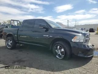 ✅ 2009 Dodge 1500 SLT • VIN: 1D3HB13T39S706171 • Lot: 78301694. Wystawiony na Copart z przebiegiem 147 642 mil. Bezpłatny archiwum sprzedaży aukcyjnych z USA i szczegółowy raport historii pojazdu na DreamBid. Zdjęcie 4.