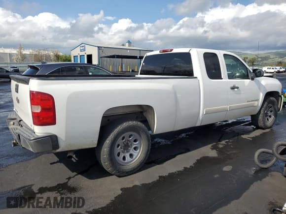 ✅ 2007 Chevrolet Silverado 1500 Work Truck • VIN: 1GCEC19J27E579939 • Lot: 51510705. Listed on Copart with 179,565 mi. Free auction sales archive from the USA and detailed vehicle history report at DreamBid. Image 3.