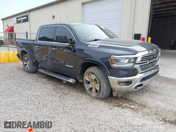 2020 Ram 1500 Laramie с VIN 1C6RREJT1LN105809, выставлен на аукционе IAAI как лот 41891443 с пробегом 102 591 миль миль и . История ставок и продаж доступна на DreamBid. Изображение 1.