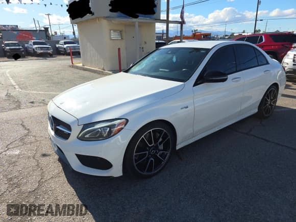 ✅ 2017 Mercedes-Benz C 43 AMG • VIN: 55SWF6EBXHU209232 • Lot: 87114355. Wystawiony na Copart z przebiegiem 155 284 mil. Bezpłatny archiwum sprzedaży aukcyjnych z USA i szczegółowy raport historii pojazdu na DreamBid. Zdjęcie 2.