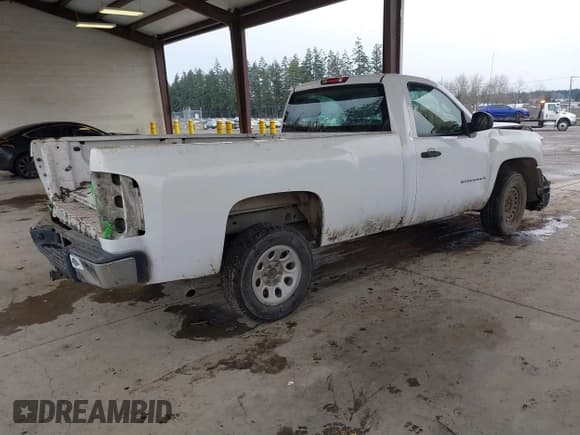 ✅ 2007 Chevrolet Silverado 1500 Work Truck • VIN: 1GCEC14C97Z564727 • Лот: 41504904. Опубликован ранее на IAAI с пробегом 191 131 миль. Бесплатный доступ к архиву аукционных продаж из США и подробный отчёт об истории автомобиля на DreamBid. Изображение 4.