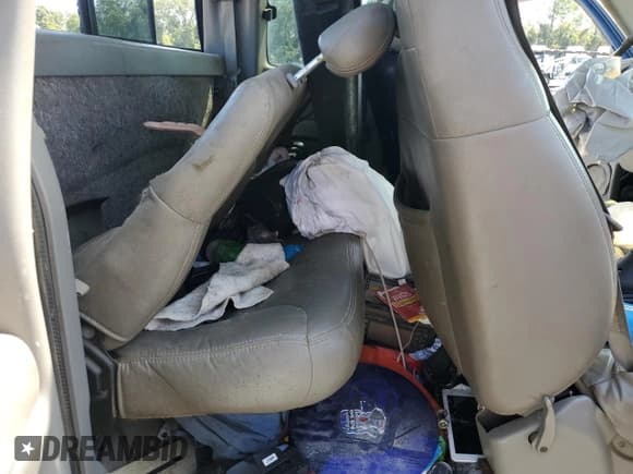 ✅ 1999 GMC Sierra 1500 SLE • VIN: 2GTEK19T0X1525934 • Лот: 80092875. Опубликован ранее на Copart с пробегом Не указан. Бесплатный доступ к архиву аукционных продаж из США и подробный отчёт об истории автомобиля на DreamBid. Изображение 10.