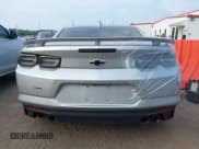 ✅ 2019 Chevrolet Camaro 1SS • VIN: 1G1FF1R74K0114089 • Лот: 42827051. Опубликован ранее на IAAI с пробегом 123 266 миль. Бесплатный доступ к архиву аукционных продаж из США и подробный отчёт об истории автомобиля на DreamBid. Изображение 16.