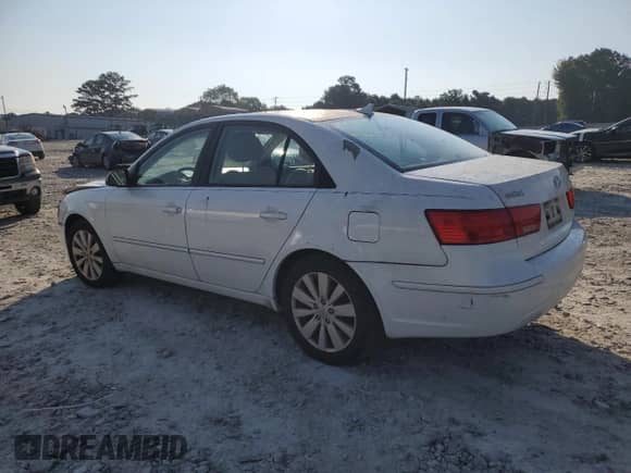 ✅ 2010 Hyundai Sonata GLS • VIN: 5NPET4AC2AH656721 • Lot: 80732015. Listed on Copart with 205,552 mi miles. Access the free auction sales archive from the USA and view a detailed vehicle history report at DreamBid. Image 2.