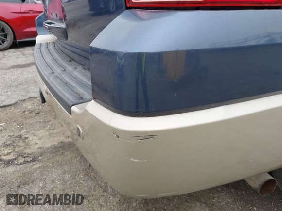 ✅ 2006 Ford Expedition Eddie Bauer • VIN: 1FMFU18516LA37713 • Lot: 42164760. Listed on IAAI with 186,615 mi. Free auction sales archive from the USA and detailed vehicle history report at DreamBid. Image 6.