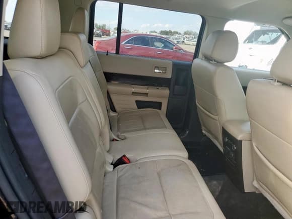 ✅ 2018 Ford Flex SEL • VIN: 2FMGK5C80JBA15892 • Lot: 81222565. Wystawiony na Copart z przebiegiem 106 784 mil. Bezpłatny archiwum sprzedaży aukcyjnych z USA i szczegółowy raport historii pojazdu na DreamBid. Zdjęcie 11.