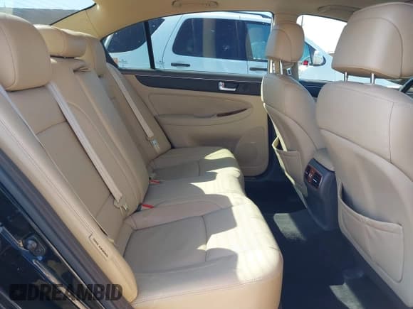 ✅ 2013 Hyundai Genesis 3.8L • VIN: KMHGC4DD2DU228313 • Лот: 42173874. Опубликован ранее на IAAI с пробегом 101 504 миль. Бесплатный доступ к архиву аукционных продаж из США и подробный отчёт об истории автомобиля на DreamBid. Изображение 8.