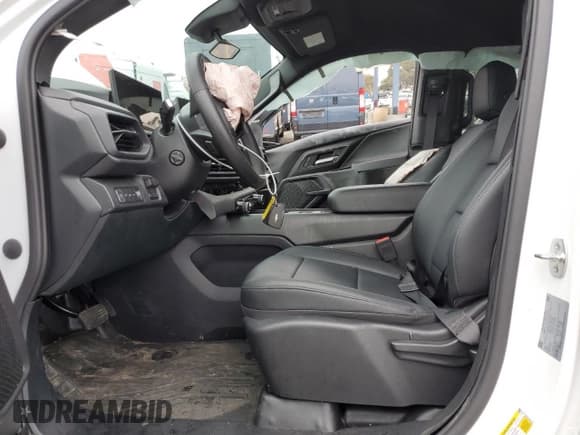 ✅ 2024 Chevrolet Silverado EV Work Truck • VIN: 1GC10UED6RU202788 • Лот: 86390984. Опубликован ранее на Copart с пробегом 5 293 миль. Бесплатный доступ к архиву аукционных продаж из США и подробный отчёт об истории автомобиля на DreamBid. Изображение 7.