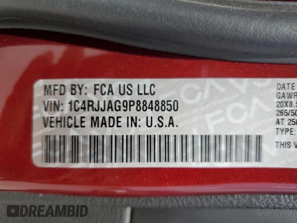 ✅ 2023 Jeep Grand Cherokee Laredo • VIN: 1C4RJJAG9P8848850 • Лот: 62851465. Опубликован ранее на Copart с пробегом 33 080 миль. Бесплатный доступ к архиву аукционных продаж из США и подробный отчёт об истории автомобиля на DreamBid. Изображение 13.