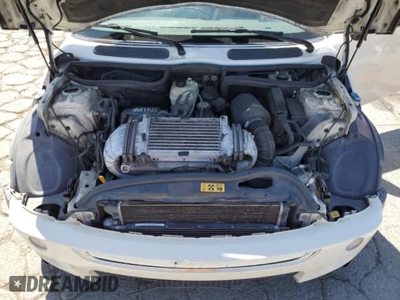 ✅ 2004 MINI Hardtop S • VIN: WMWRE33454TD78702 • Lot: 61276765. Listed on Copart with 192,445 mi. Free auction sales archive from the USA and detailed vehicle history report at DreamBid. Image 11.