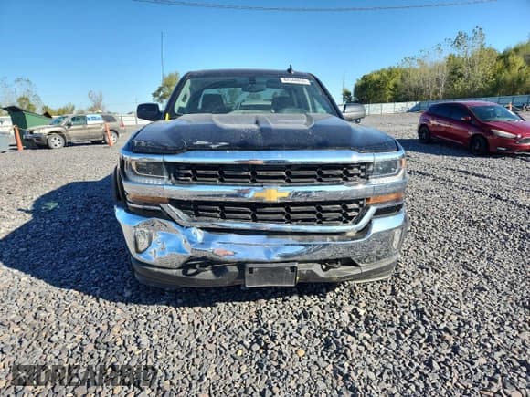 ✅ 2017 Chevrolet Silverado 1500 LT • VIN: 3GCUKRECXHG225245 • Lot: 82344055. Wystawiony na Copart z przebiegiem 142 846 mil. Bezpłatny archiwum sprzedaży aukcyjnych z USA i szczegółowy raport historii pojazdu na DreamBid. Zdjęcie 5.