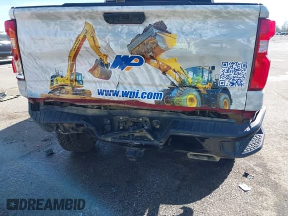 ✅ 2023 Chevrolet Silverado 1500 LT Trail Boss • VIN: 3GCUDFED3PG197885 • Lot: 41733427. Wystawiony na IAAI z przebiegiem 64 911 mil. Bezpłatny archiwum sprzedaży aukcyjnych z USA i szczegółowy raport historii pojazdu na DreamBid. Zdjęcie 6.