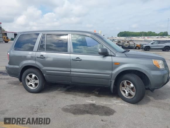 ✅ 2008 Honda Pilot EX-L • VIN: 5FNYF28568B017797 • Лот: 42972902. Опубликован ранее на IAAI с пробегом 71 506 миль. Бесплатный доступ к архиву аукционных продаж из США и подробный отчёт об истории автомобиля на DreamBid. Изображение 13.