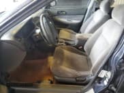 ✅ 1994 Honda Accord • VIN: JHMCD5539RC017942 • Lot: 56353595. Listed on Copart with 251,099 mi. Free auction sales archive from the USA and detailed vehicle history report at DreamBid. Image 7.