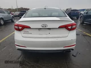 ✅ 2015 Hyundai Sonata SE • VIN: 5NPE24AF4FH151204 • Лот: 90586855. Опубликован ранее на Copart с пробегом 131 311 миль. Бесплатный доступ к архиву аукционных продаж из США и подробный отчёт об истории автомобиля на DreamBid. Изображение 6.