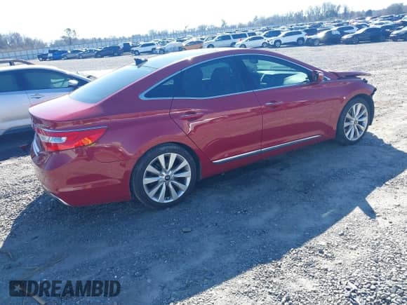 ✅ 2016 Hyundai Azera Limited • VIN: KMHFH4JG4GA508154 • Lot: 41585151. Wystawiony na IAAI z przebiegiem 83 186 mil mil. Skorzystaj z bezpłatnego archiwum sprzedaży aukcyjnych z USA i zobacz szczegółowy raport historii pojazdu na DreamBid. Zdjęcie 4.