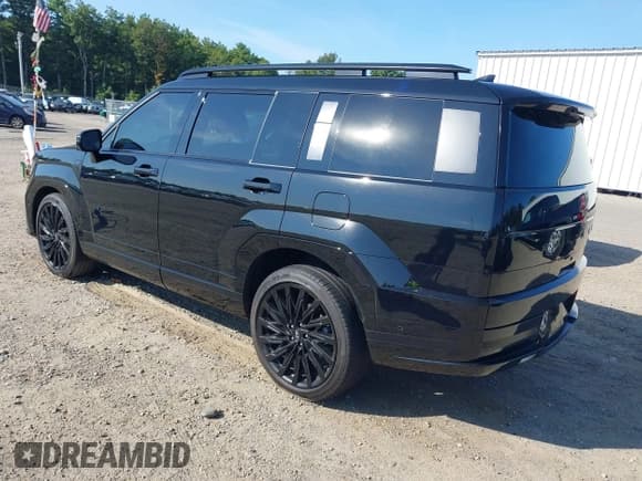 ✅ 2024 Hyundai Santa Fe Calligraphy • VIN: 5NMP5DGL4RH062912 • Lot: 43198671. Listed on IAAI with 13,068 mi. Free auction sales archive from the USA and detailed vehicle history report at DreamBid. Image 3.