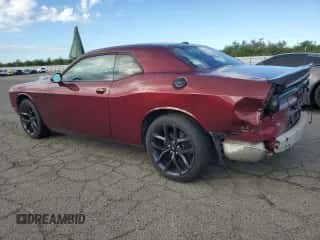 2019 Dodge Challenger SXT z VIN 2C3CDZAG9KH705660, wystawiony jako Copart lot #82234655 z przebiegiem 30 724 mil mil oraz Szkoda całkowita • Salvage title. Historia ofert i sprzedaży dostępna na DreamBid. Obrazek 2.
