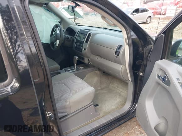 ✅ 2018 Nissan Frontier SV • VIN: 1N6DD0FR1JN718086 • Lot: 43400695. Listed on IAAI with 127,928 mi. Free auction sales archive from the USA and detailed vehicle history report at DreamBid. Image 5.