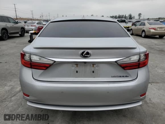 ✅ 2016 Lexus ES 300h • VIN: JTHBW1GG9G2116794 • Lot: 50635095. Listed on Copart with 248,087 mi. Free auction sales archive from the USA and detailed vehicle history report at DreamBid. Image 6.
