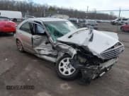 ✅ 2005 Mercedes-Benz C 320 • VIN: WDBRF64J85F605107 • Lot: 41470284. Wystawiony na IAAI z przebiegiem Nie podano. Bezpłatny archiwum sprzedaży aukcyjnych z USA i szczegółowy raport historii pojazdu na DreamBid. Zdjęcie 1.