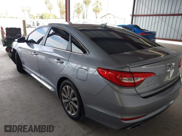 ✅ 2017 Hyundai Sonata Limited • VIN: 5NPE34AF7HH481709 • Лот: 43252369. Опубликован ранее на IAAI с пробегом 84 642 миль. Бесплатный доступ к архиву аукционных продаж из США и подробный отчёт об истории автомобиля на DreamBid. Изображение 3.
