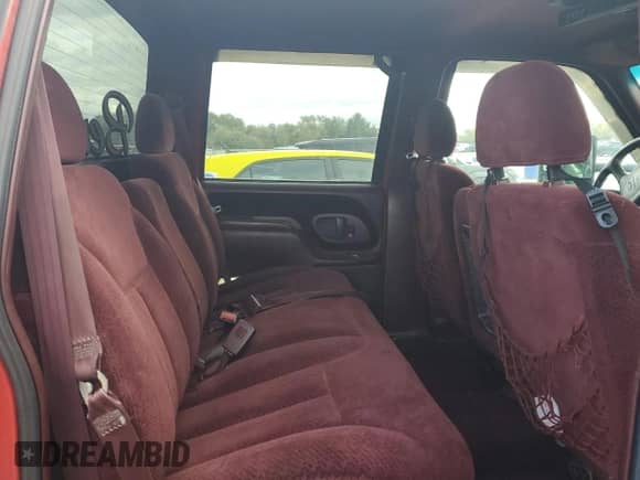 1997 Chevrolet Silverado 3500 with VIN 1GCHC33J3VF052789, listed as a Copart auction lot 86842835 with 137,985 mi miles and Salvage title. Bid and sale history available at DreamBid. Image 10.