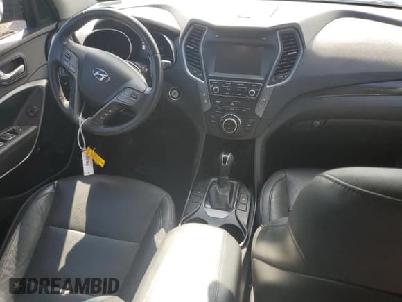 ✅ 2017 Hyundai Santa Fe 2.0T • VIN: 5XYZU4LA8HG490250 • Лот: 73833143. Опубликован ранее на Copart с пробегом 129 990 миль. Бесплатный доступ к архиву аукционных продаж из США и подробный отчёт об истории автомобиля на DreamBid. Изображение 8.