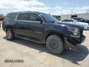✅ 2016 Chevrolet Suburban LT • VIN: 1GNSCHKC7GR303120 • Lot: 55525714. Wystawiony na Copart z przebiegiem 176 862 mil. Bezpłatny archiwum sprzedaży aukcyjnych z USA i szczegółowy raport historii pojazdu na DreamBid. Zdjęcie 4.