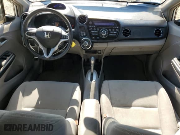 ✅ 2014 Honda Insight LX • VIN: JHMZE2H57ES000818 • Lot: 81487865. Wystawiony na Copart z przebiegiem 125 469 mil. Bezpłatny archiwum sprzedaży aukcyjnych z USA i szczegółowy raport historii pojazdu na DreamBid. Zdjęcie 8.