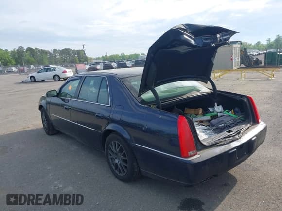 ✅ 2006 Cadillac DTS 1SB • VIN: 1G6KD57Y56U221359 • Lot: 42049935. Listed on IAAI with Not provided. Free auction sales archive from the USA and detailed vehicle history report at DreamBid. Image 3.