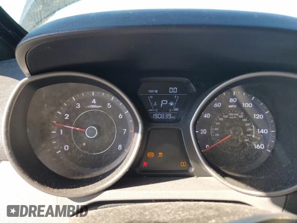 ✅ 2016 Hyundai Elantra SE • VIN: 5NPDH4AE7GH741836 • Lot: 86220755. Listed on Copart with 190,839 mi. Free auction sales archive from the USA and detailed vehicle history report at DreamBid. Image 9.