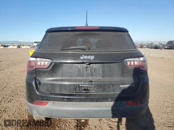 ✅ 2018 Jeep Compass Sport • VIN: 3C4NJCAB6JT328905 • Лот: 86239285. Опубликован ранее на Copart с пробегом 121 532 миль. Бесплатный доступ к архиву аукционных продаж из США и подробный отчёт об истории автомобиля на DreamBid. Изображение 6.