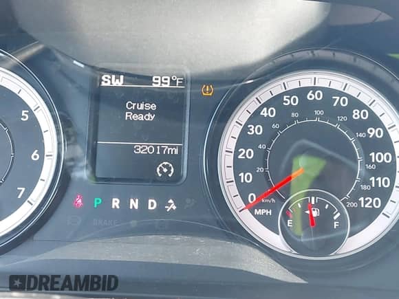 2024 Ram 1500 SLT z VIN 1C6RR7GG5RS157721, wystawiony jako IAAI lot #42962151 z przebiegiem 32 017 mil mil oraz . Historia ofert i sprzedaży dostępna na DreamBid. Obrazek 16.