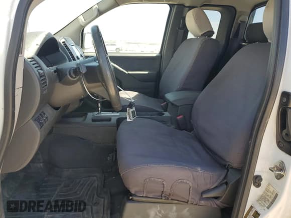 ✅ 2018 Nissan Frontier Pro-4X • VIN: 1N6AD0CW1JN768984 • Lot: 68105095. Listed on Copart with 107,450 mi. Free auction sales archive from the USA and detailed vehicle history report at DreamBid. Image 7.