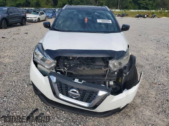 ✅ 2018 Nissan Kicks SV • VIN: 3N1CP5CU2JL541630 • Лот: 71068995. Опубликован ранее на Copart с пробегом Не указан. Бесплатный доступ к архиву аукционных продаж из США и подробный отчёт об истории автомобиля на DreamBid. Изображение 5.