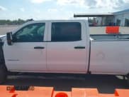 ✅ 2019 Chevrolet Silverado 2500HD Work Truck • VIN: 1GC1CREG5KF254714 • Lot: 43803438. Listed on IAAI with 298,665 mi. Free auction sales archive from the USA and detailed vehicle history report at DreamBid. Image 14.