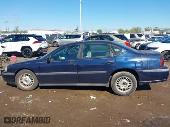 ✅ 2001 Chevrolet Impala • VIN: 2G1WF52E219209206 • Lot: 43387151. Listed on IAAI with 94,960 mi. Free auction sales archive from the USA and detailed vehicle history report at DreamBid. Image 15.