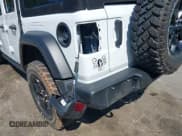 ✅ 2022 Jeep Wrangler Unlimited Sport S • VIN: 1C4HJXDG8NW259579 • Lot: 42974393. Wystawiony na IAAI z przebiegiem 55 553 mil. Bezpłatny archiwum sprzedaży aukcyjnych z USA i szczegółowy raport historii pojazdu na DreamBid. Zdjęcie 6.
